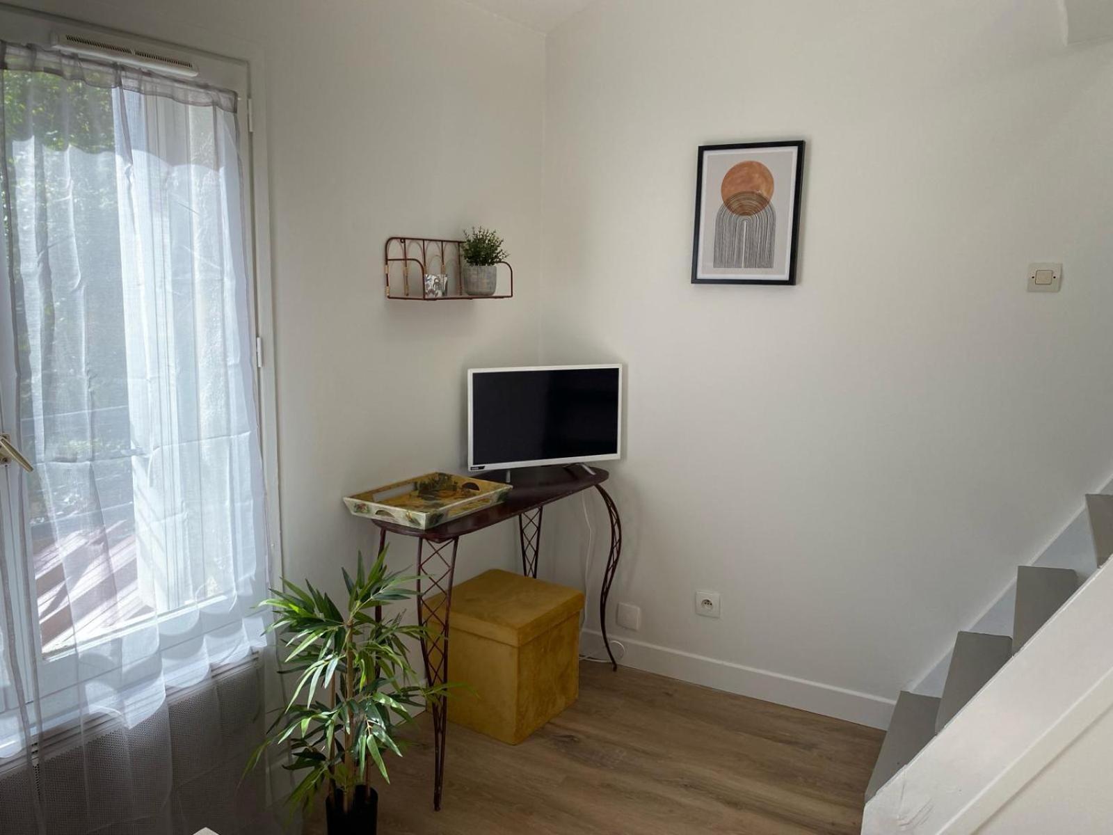 Apartament Petit Nid Cosy - Proche Des Ecoles Et Entreprises Orsay Zewnętrze zdjęcie